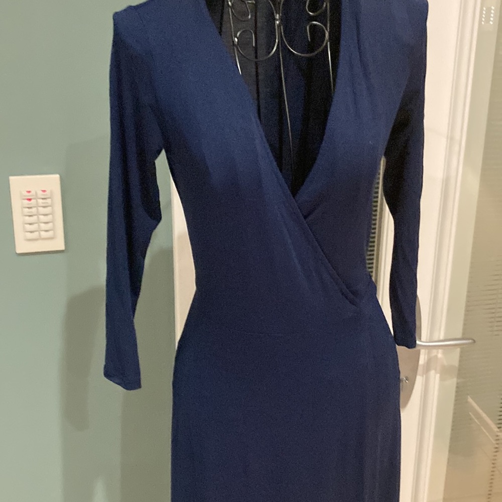 Dress - Picture 2 of 7
